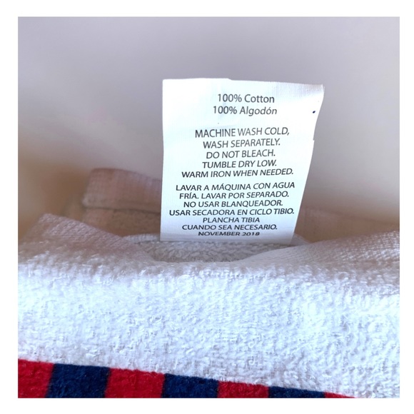 New Fourth of July Set 2 Kitchen Towel & Oven Mitt - Picture 7 of 9